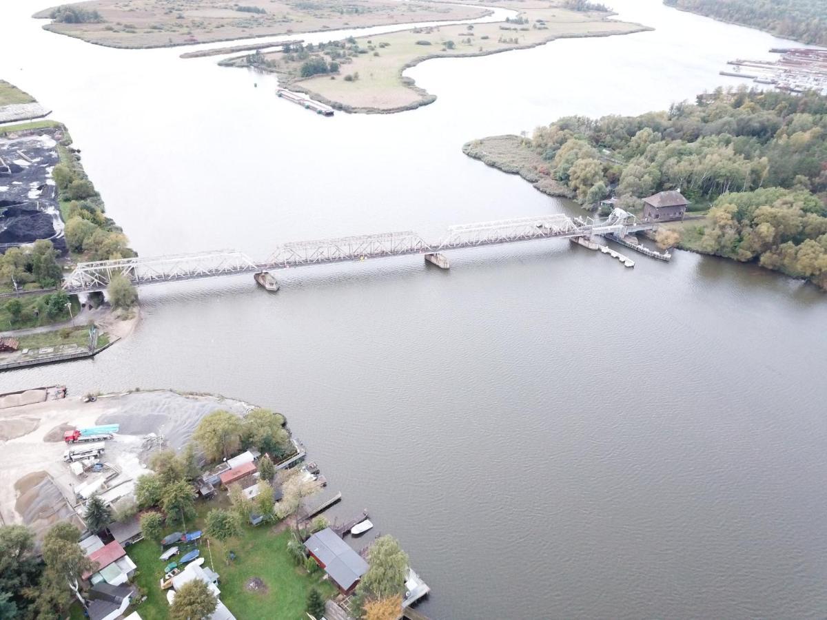 Pokoje Nad Regalica Szczecin Luaran gambar